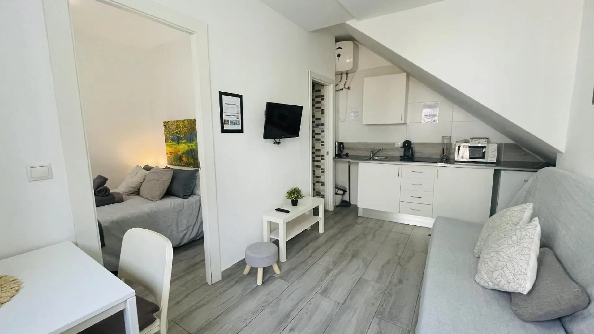 Apartamento Jimena Maro En El Centro De Nerja 0*,